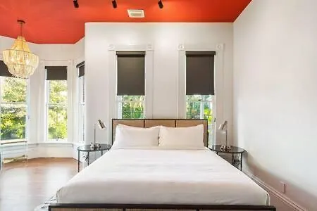 여관 Bunk Room At The Grand Maloney 키웨스트